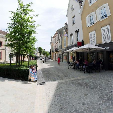 Chartres Coeur De Ville, Beau 2 Pieces Chaleureux Et Lumineux,Parking Et Wifi ! Bagian luar foto